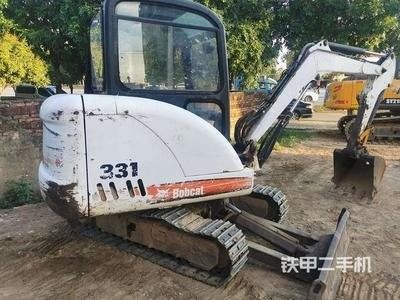 Máy đào mini cũ Bobcat 331 Máy đào hố bài cũ