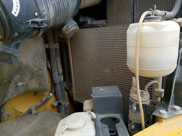 KomatsuPC60 năm 2020 máy đào bò bò 6 tấn chất lượng cao máy đào cũ nguyên bản máy đào cũ