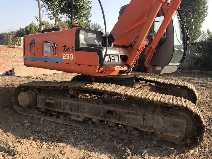 Hitachi bán nóng tay thứ hai Nhật Bản nguồn gốc HITACHI ZX260 Crawler Excavator Giá rẻ sử dụng chuỗi Excavator