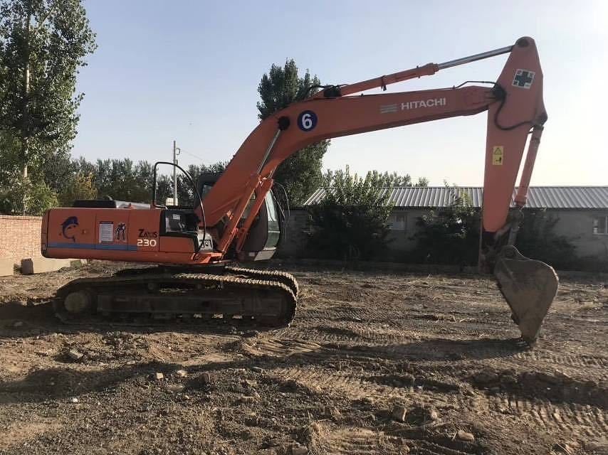 Hitachi bán nóng tay thứ hai Nhật Bản nguồn gốc HITACHI ZX260 Crawler Excavator Giá rẻ sử dụng chuỗi Excavator