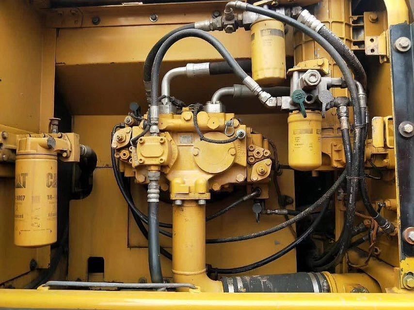 Máy đào CAT329 bán nóng trong năm 2022,rất rẻ máy sử dụng máy đào mèo 329 / tay thứ hai mèo 329