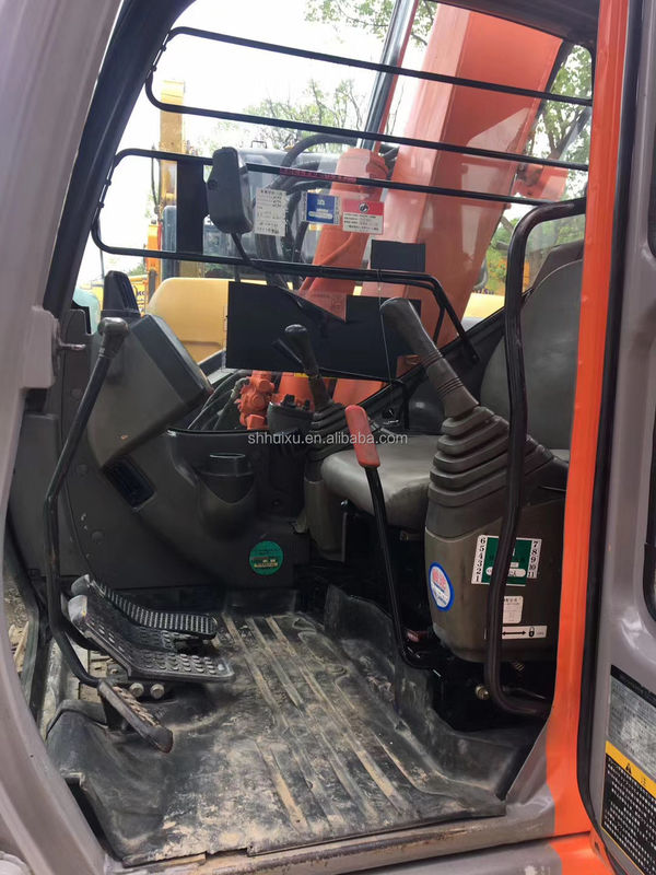 Máy đào mini Hitachi75US cũ để bán Máy đào nhỏ Hitachi75US cũ trong tình trạng tốt