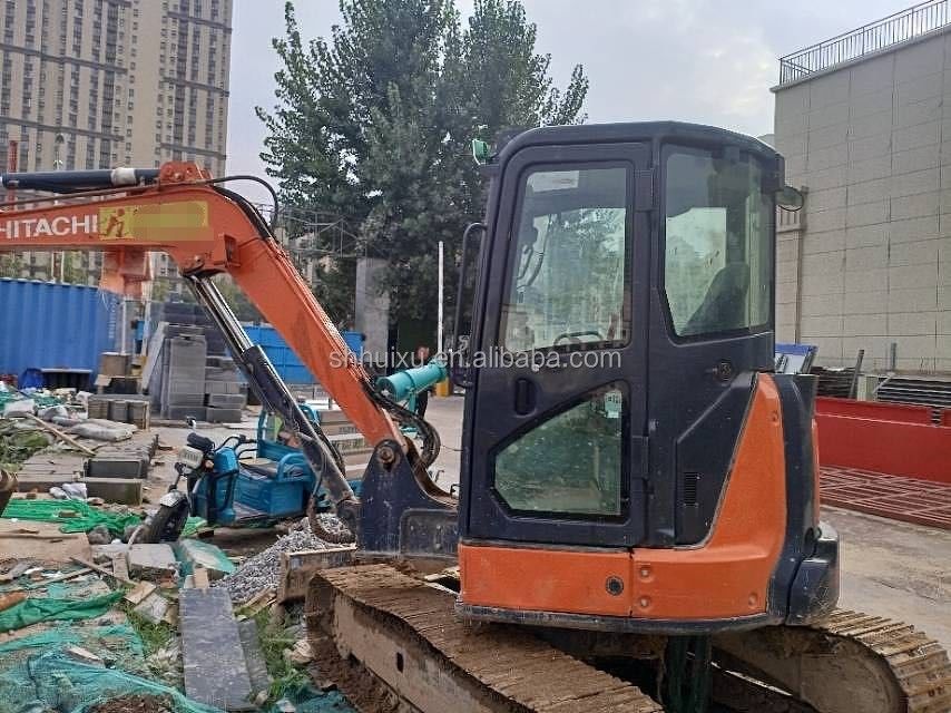 Hitachi trong kho Máy đào mini Hitachi EX55 cũ để bán Máy đào mini Hitachi EX55 cũ trong tình trạng tốt