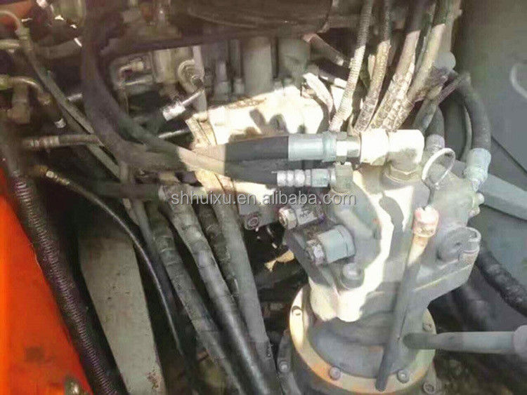 Hitachi bán nóng Máy đào cũ tay hai Máy đào Crawler HITACHI 130