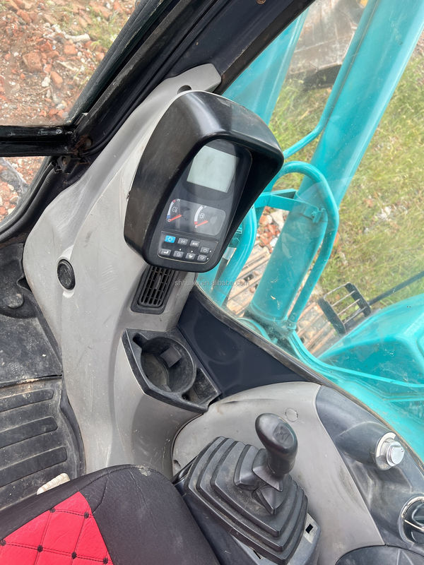 Được sử dụng máy đào Kobelco Sk200 tốt Chất lượng điều kiện làm việc được sử dụng máy đào Kobelco Sk200