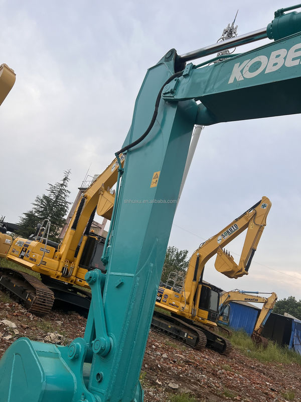 Được sử dụng máy đào Kobelco Sk200 tốt Chất lượng điều kiện làm việc được sử dụng máy đào Kobelco Sk200