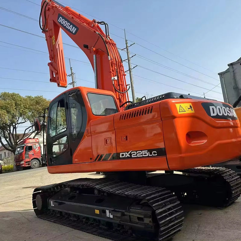 Sơn nguyên bản và tình trạng Máy đào cũ Doosan DX225LC Để bán