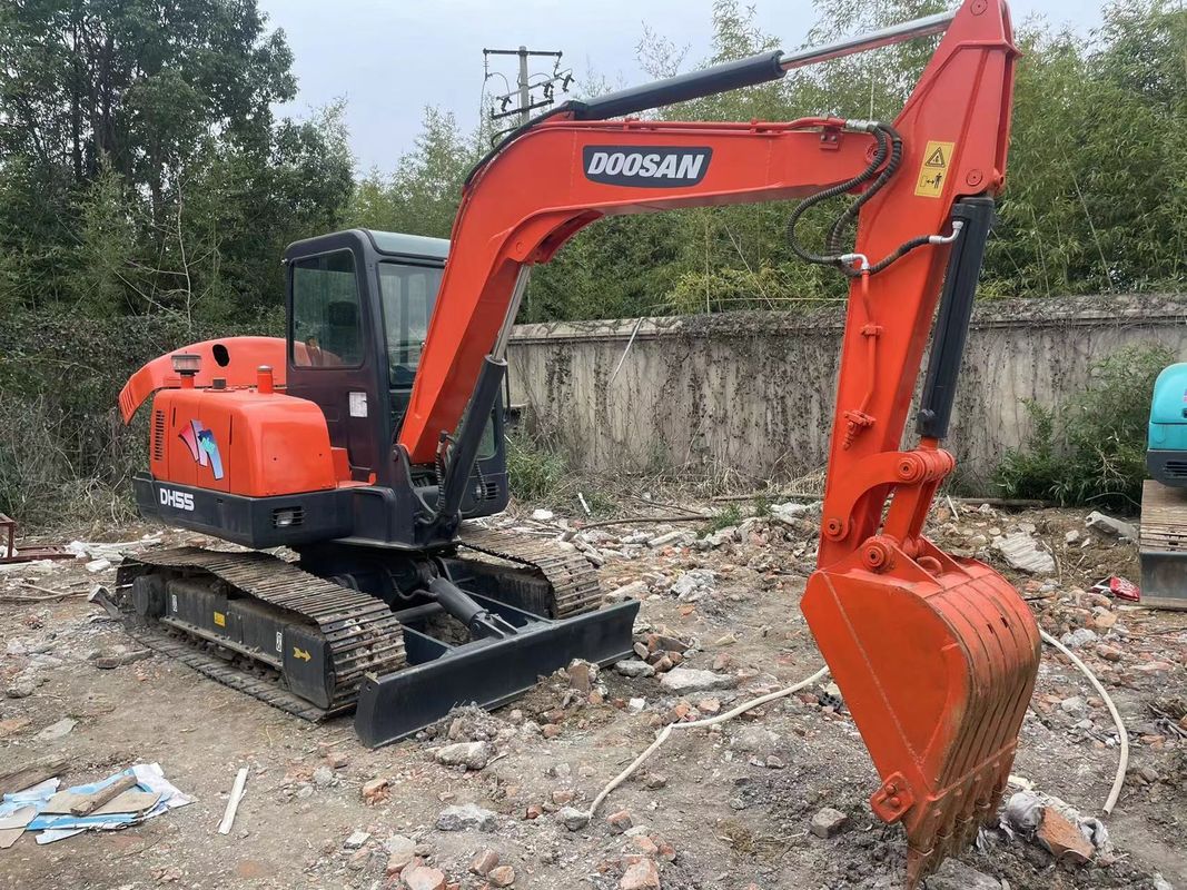 Máy đào lùn mini sử dụng doosan dx55/sécn máy đào tay chất lượng cao doosan dx55
