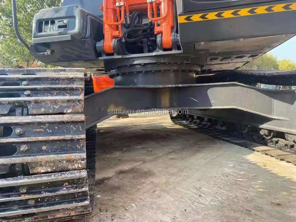 Hitachi trong kho Chế độ tốt Hitachi ZX200-5 tay thứ hai Máy đào crawler thủy lực/máy đào cũ Hitachi ZX200-5 Giá rẻ