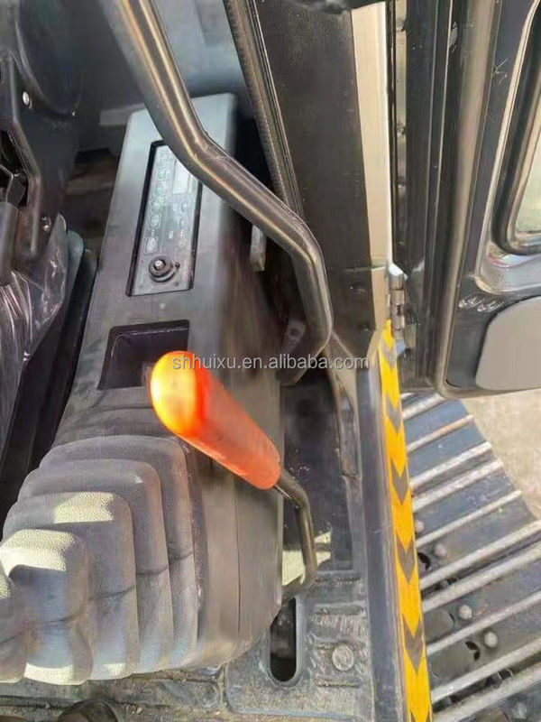 Hitachi trong kho Chế độ tốt Hitachi ZX200-5 tay thứ hai Máy đào crawler thủy lực/máy đào cũ Hitachi ZX200-5 Giá rẻ