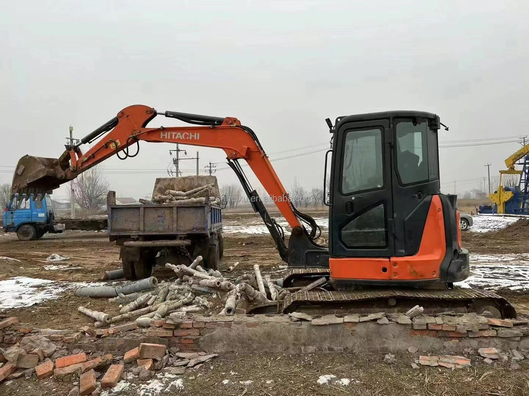 Hitachi bán nóng Máy đào mini cũ Hitachi ZX55U Giá rẻ / Chất lượng tốt Hitachi ZX55U Máy đào crawler thủy lực tay thứ hai