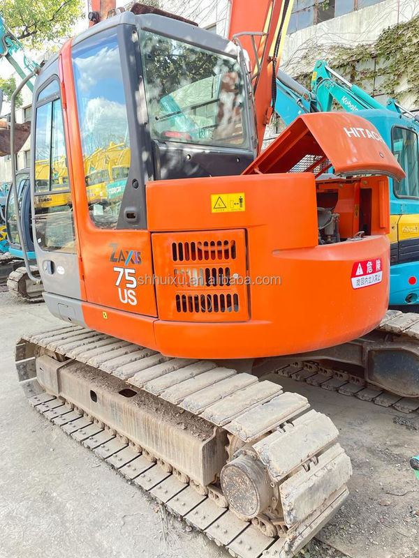 Hitachi trong kho Nhật Bản gốc Hitachi ZX75 Máy đào crawler thủy lực tay thứ hai / Máy đào mini cũ Hitachi ZX75 chất lượng tốt Giá rẻ
