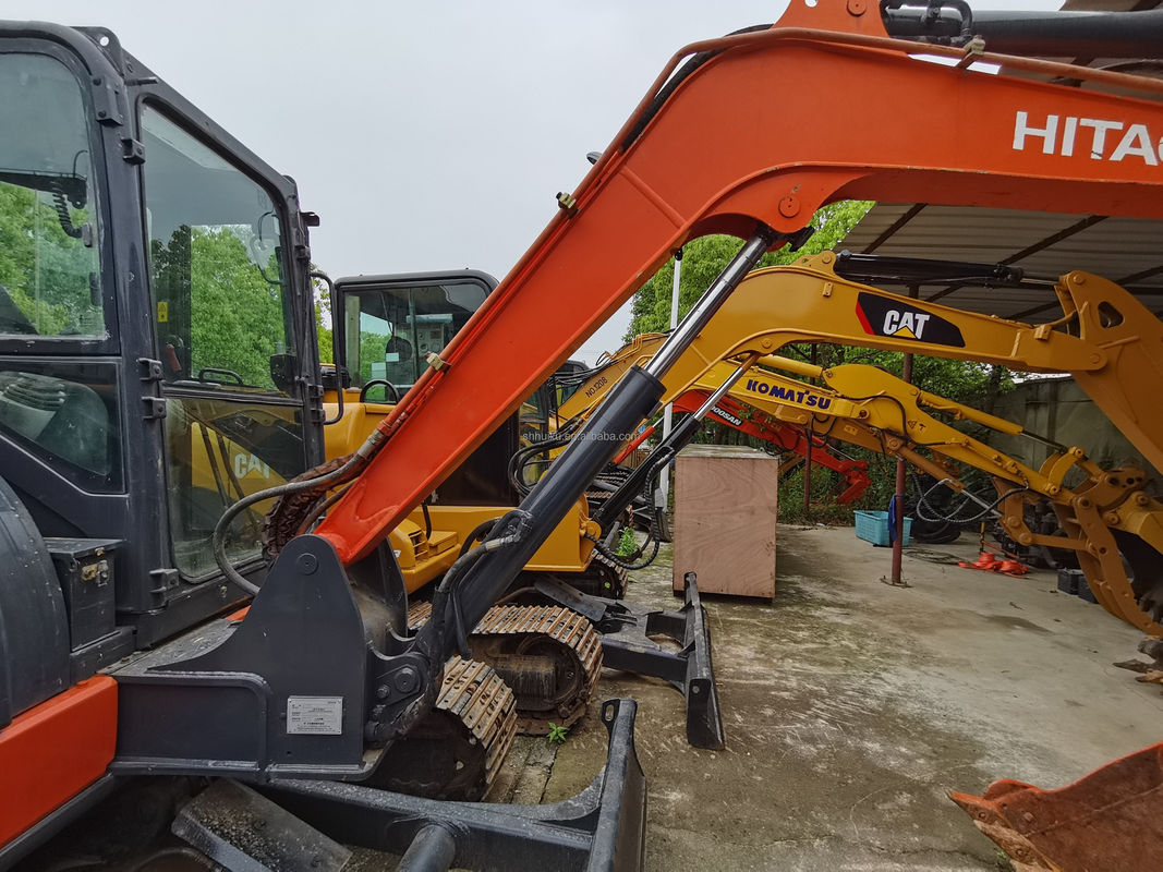 Hitachi trong kho Chất lượng tuyệt vời Hitachi ZX55U Máy đào crawler thủy lực tay thứ hai / Máy đào mini cũ Hitachi ZX55U Giá rẻ