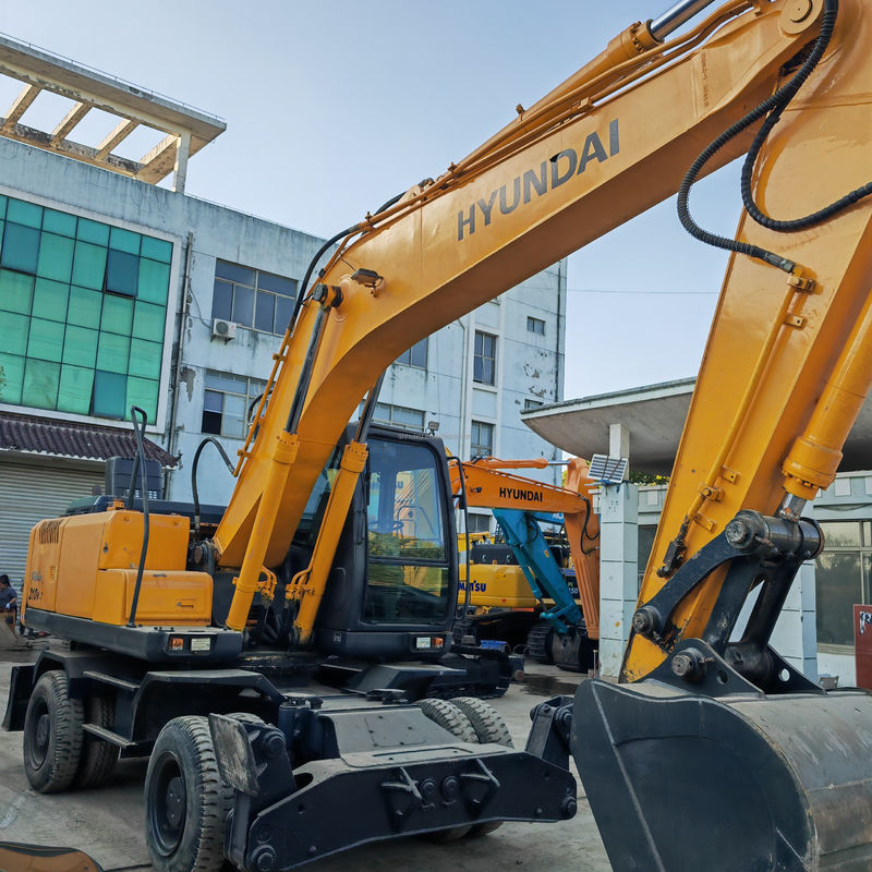 Xe đạp cũ Hyundai 210-7 Excavator Công suất đào cao Động cơ gốc Hyundai Xe đạp