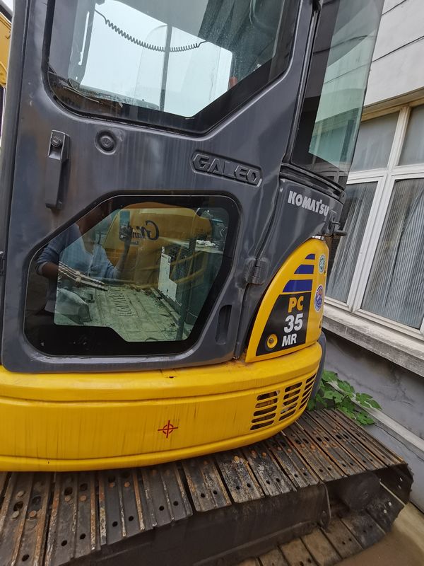 Máy đào cũ komatsu pc 35 MR chất lượng tốt giá rẻ để bán