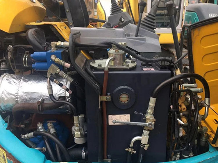 Máy thợ đào thủy lực cũ Kubota30 Chất lượng cao / Máy đào mini cũ Kubota30 gốc Nhật Bản giá rẻ