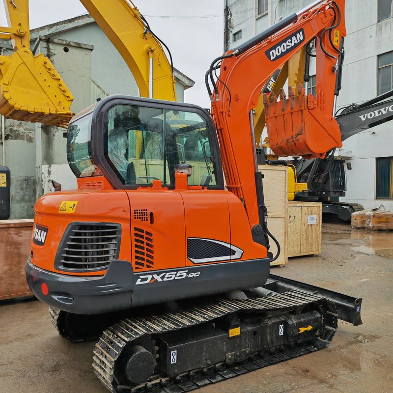 Máy đào mini Doosan Dx55 dùng cũ Máy đào mini màu gốc