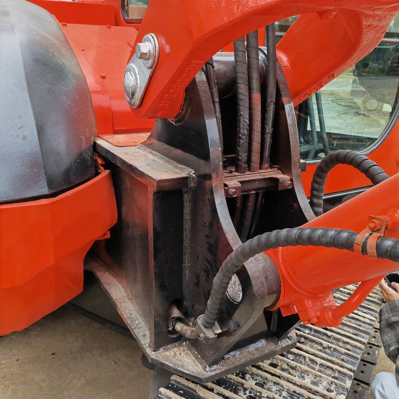 sử dụng thợ đào kích thước trung bình kubota185/sẵn sàng để vận chuyển thợ đào cũ Kubota 185 bán