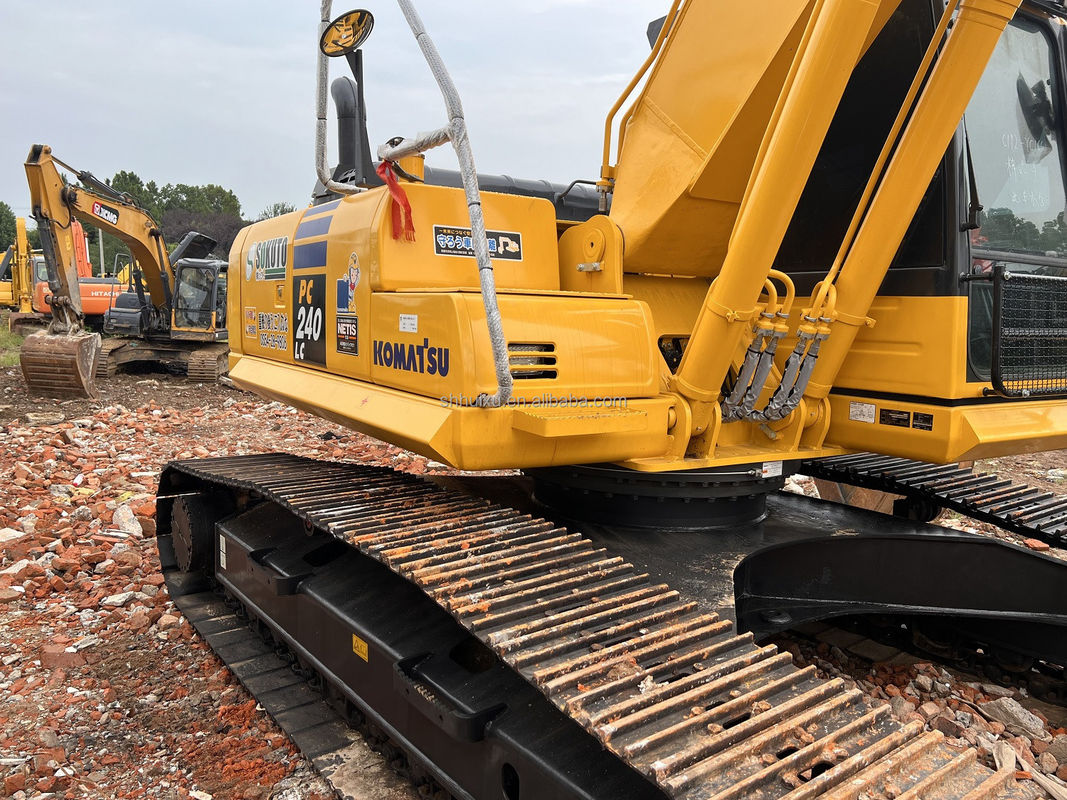 KOMATSU 240-8LC Máy đào tay thứ hai Tình trạng tốt 24000KG Các cửa hàng vật liệu xây dựng