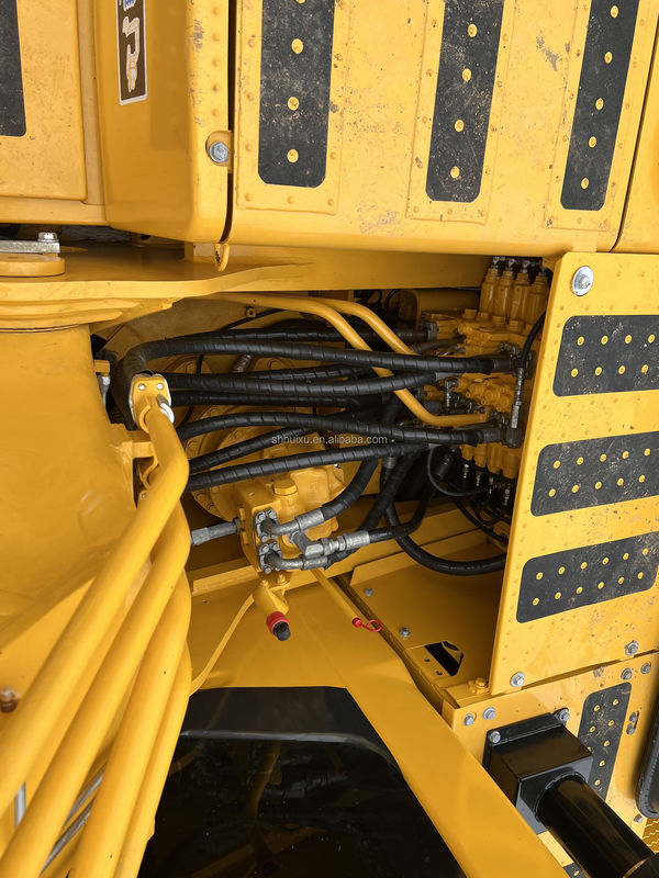 KOMATSU 240-8LC Máy đào tay thứ hai Tình trạng tốt 24000KG Các cửa hàng vật liệu xây dựng