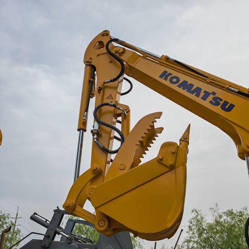 Máy đào mini cũ Komatsu PC40MR máy đào nhỏ máy đào mini cũ máy kéo Komatsu PC40MR giá nhà máy