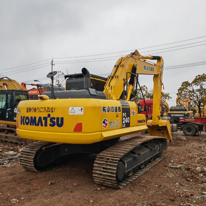 Máy đào cũ KOMATSU240-8LC chất lượng cao CAVATOR KOMATSU PC240-8 giá rẻ bán