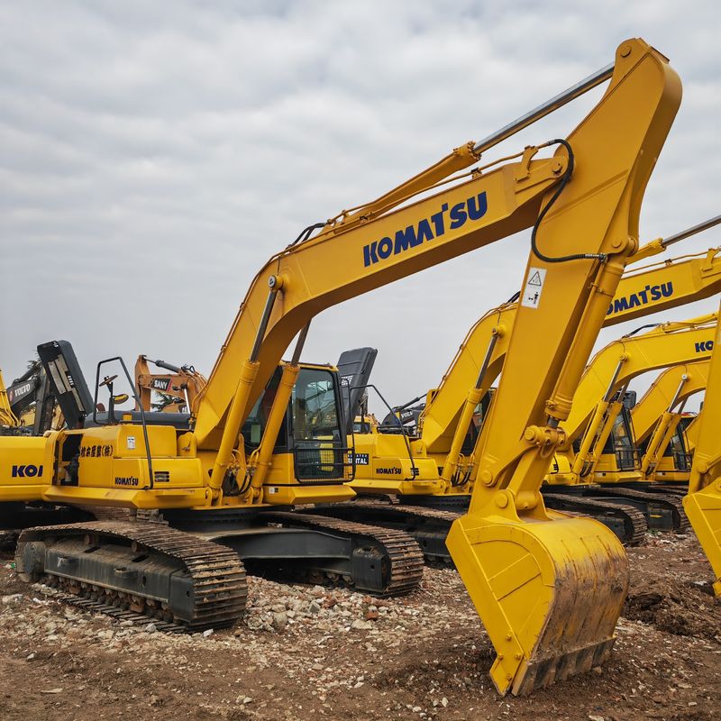 sơn gốc sử dụng máy đào komatsu pc240-8/động cơ công suất cao sử dụng komatsu pc240-8