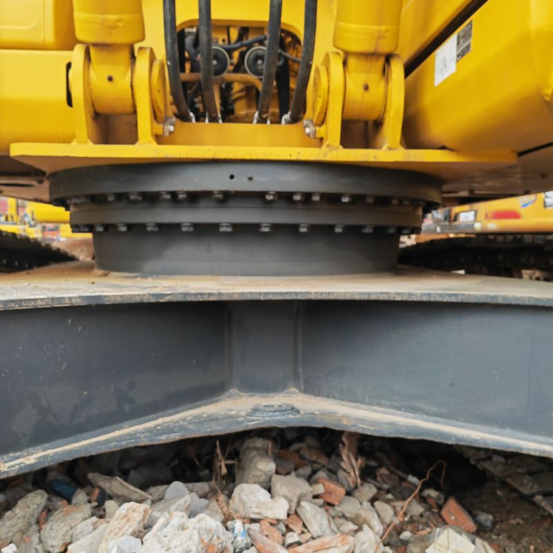 sơn gốc sử dụng máy đào komatsu pc240-8/động cơ công suất cao sử dụng komatsu pc240-8