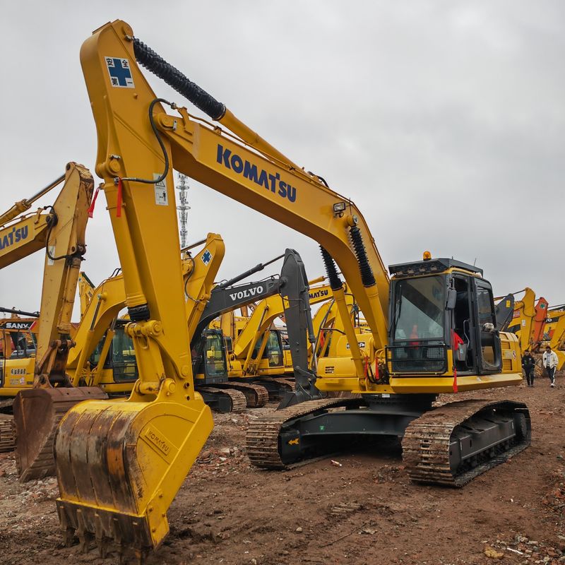 Màu gốc máy đào crawler cũ Komatsu pc240 bán với giá Leow
