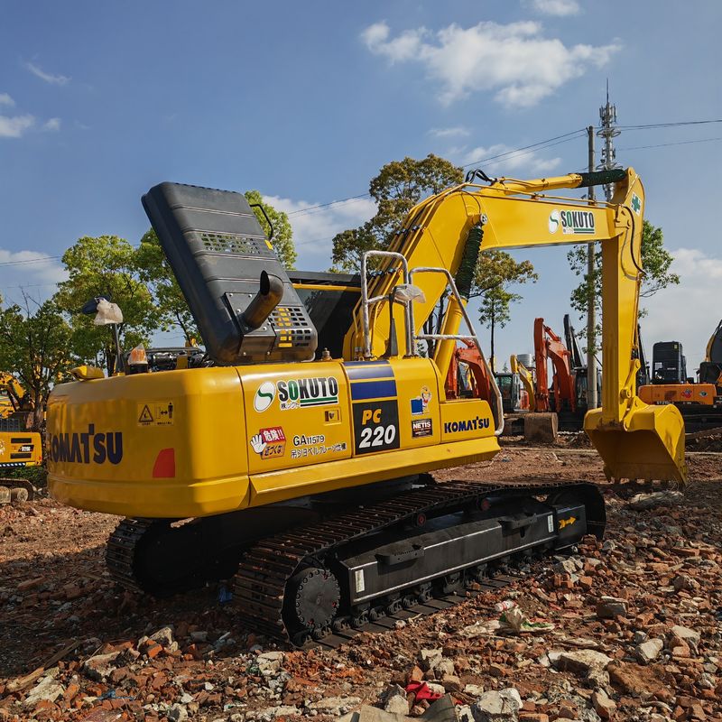 22 tấn máy đào cũ Komatsu Pc220 8 tay thứ hai màu gốc